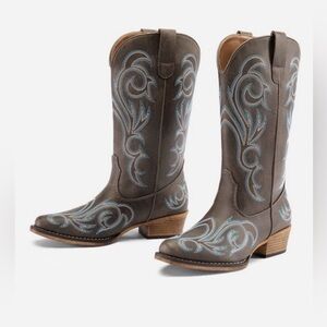 Western Mid Calf Cowboy Boots with Blue Embroidery
